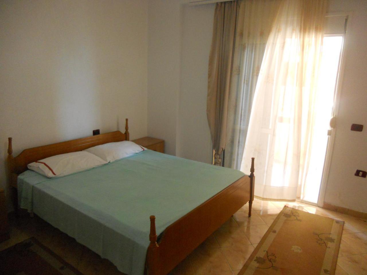 Sea View Apartment Onorato 1 Vlorë Екстериор снимка